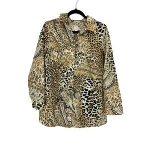 Chicos Blouse Womens Size 1 US M Animal Print No Iron Buttondown Long Sleeve